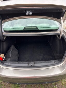 Renault Fluence 1.5 dci 81 kW, r.v.2011 - 13