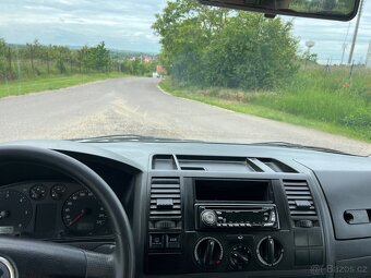VW Transporter T5 1.9 TDi - 13