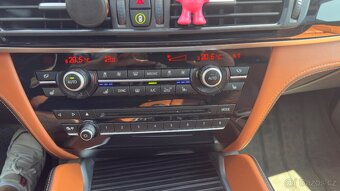BMW X5M 4.4 V8 BITURBO 423kW - 13