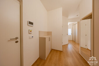 Pronájem bytu 2+kk, 47 m², Uherský Brod - Masarykovo nám. - 13