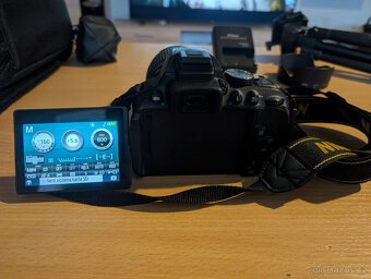prodám Nikon D5300 s dalším vybavením - 13
