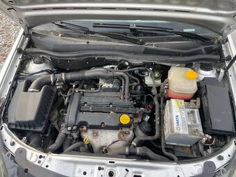 Opel Astra1.4 16V - 13