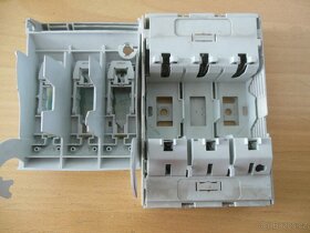 trafo 230/24V/5,3A jistič 6A/B et27-36V DC0,9A Tlumivka - 13
