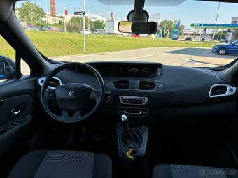 Renault Scénic 1.4i 96kW - 13