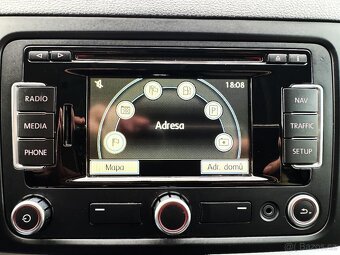 VOLKSWAGEN SHARAN 2.0TDI NAVIGACE,TAŽNÉ,ALU,WEBASTO,SERVISKA - 13