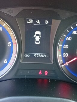 Prodám Hyundai i40 combi, 1.7 CRDi  104 kW, rok  2017 - 13