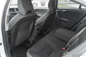 Volvo S60 D4 2.0L Drive-E Kinetic Geartronic - 13