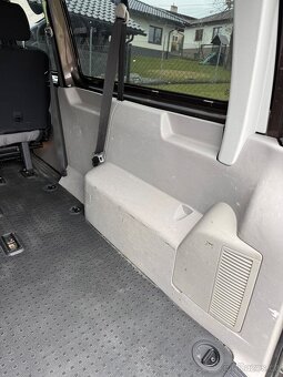 VW TRANSPORTER T6 Long 1 majitel 2017 - 13