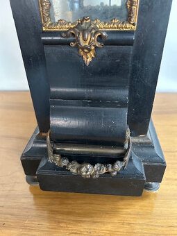 Stolní hodiny bule. - 13