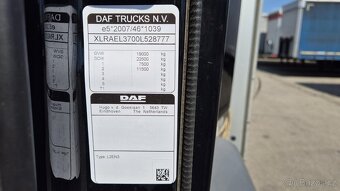 DAF LF 290 FA Sleeper Cab EURO 6 - valník s plachtou - 13