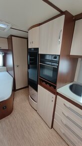 HOBBY 645 VIP + solár + měnič napětí + KLIMA - 13