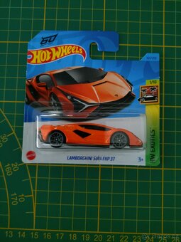 Hot wheels - 13