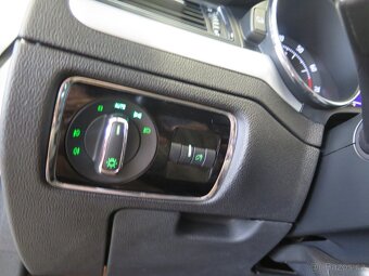 Škoda Superb II 1.8TSI,klima,výhřev,xenony,el.kufr - 13