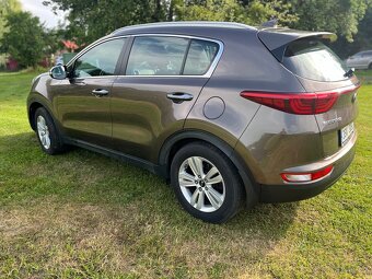 Kia Sportage 1.7 crdi exkluzivní výbava - 13