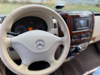 Mercedes-Benz Sprinter 519 Bluetec, 20-míst - 13