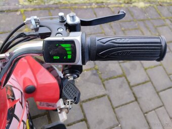 Dětská elektrická čtyřkolka Hecht - 13