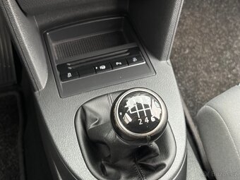 VW TOURAN 2.0TDI 103kw, COMFORTLINE, NAVI, PARK, TAŽNÉ - 13
