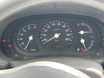 Renault Clio 1,6 i Automat  62000 km - 13