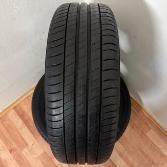MAZDA 3 5x114,3 R18 ET45+LETNÍ 215/45R18 7,5mm - 13