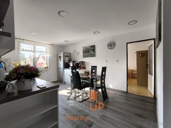 Prodej rodinného domu o rozloze 184 m2, ulice Nová,  Popůvky - 13