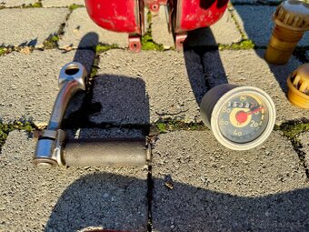 Jawa 50 pařez, pionýr, fichtl - díly - 13