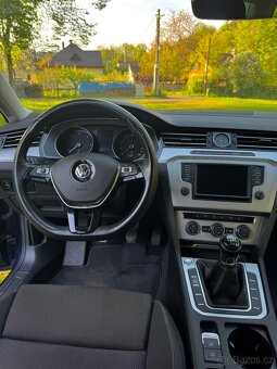 VW Passat B8 2.0 TDi 110 kW 07/2016 2x klíč 2x kola serviska - 13