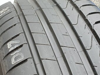 Pěkná nová orig alu kola Škoda Octavia 4, Pirelli 205/55/17 - 13