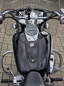 Honda VT 750C Shadow ABS, původ ČR, servisní knížka, doplňky - 13