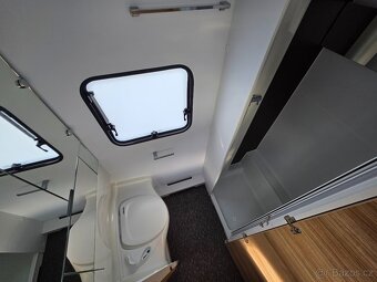 Zanovny obytny prives Adria Altea 552 PK - 13