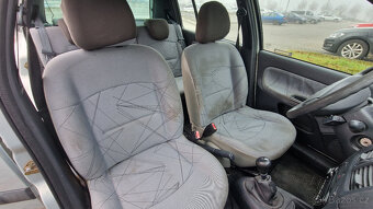 Renault Clio II - 13