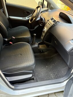 Toyota Yaris - 13