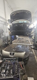 Peugeot 3008 - 13
