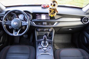 Alfa Romeo Stelvio /AJ NA SPLATKY/ - 13