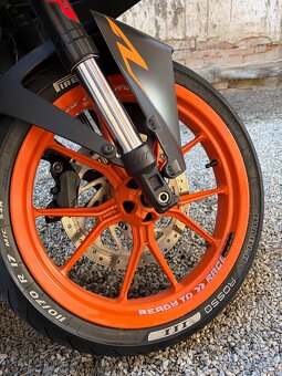 KTM RC 125 - 13