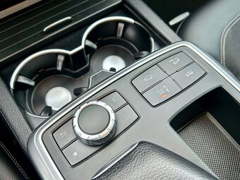 Mercedes- Benz ML 350 CDi 4MATIC - 13