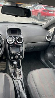 Opel Corsa 1.4, původ ČR, pravidelný servis - 13