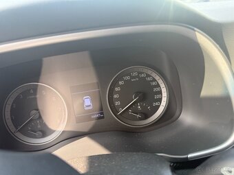 Hyundai Tucson 1,6 T-GDI 1.majitel AUTOMAT - 13