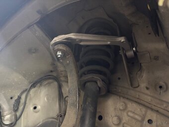 Predám alfa romeo 159 1,9jtd 110kw - 13