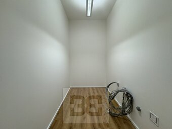 Pronájem kanceláře 1+kk 50 m², Brno - Komárov, ev.č. N08480 - 13