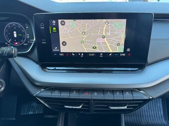 Škoda Octavia 4 2.0 TDI 110kW DSG Keyless Full LED Navigace - 13
