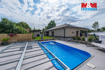 Prodej plně soběstačného rodinného domu v Rostoklatech - 13