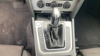 Volkswagen Passat 2.0 TDI - 13