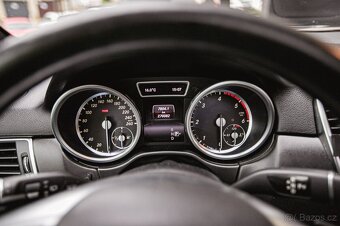 Mercedes-Benz ML 350 BLUETEC 4MATIC AMG - 13