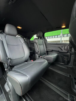 Toyota Sienna XSE 2022 - 13