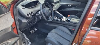Peugeot 5008 AllurePack, EAT8,1.5 BlueHDI,r.2024,1maj.,7mís. - 13