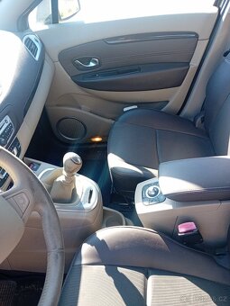 Renault Grand Scenic  1,9 dci - 13