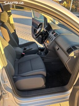VW Touran 1.6i, rok 2005, nové rozvody - 13
