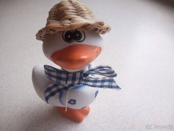 Porcelánové vázičky, košík, pejsek, ovečka, kačer - 13