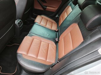 VW Golf 6 combi 2,0 103 kw Panorama Kůže Highline - 13