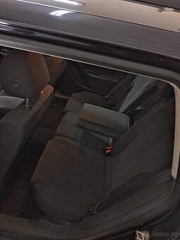 Prodám Volkswagen Passat Combi r.v.2009, 2.0 81Kw - 13